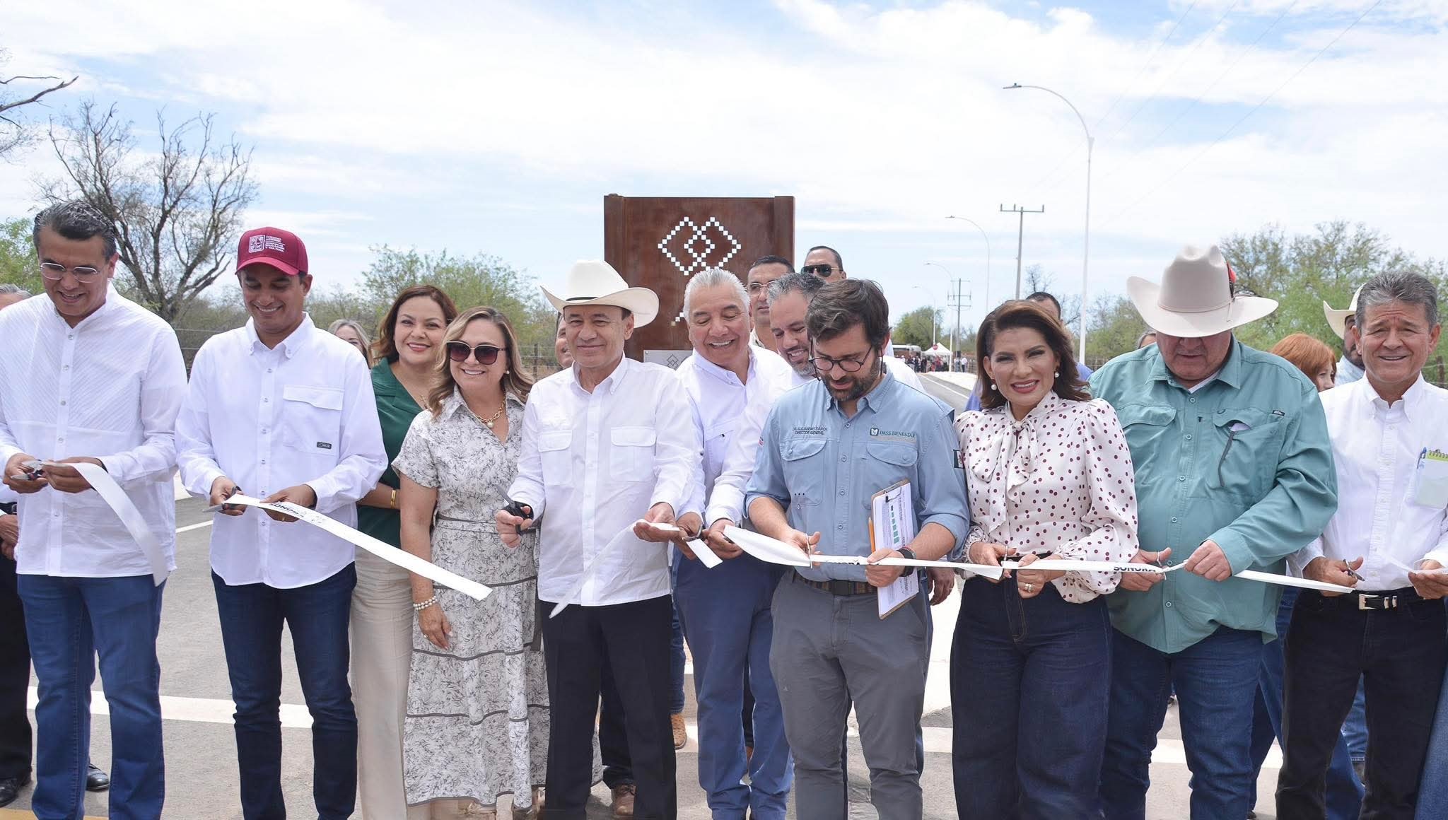  Firme impulso al fortalecimiento educativo en la región con la entrega de obras en UTH extensión Ures