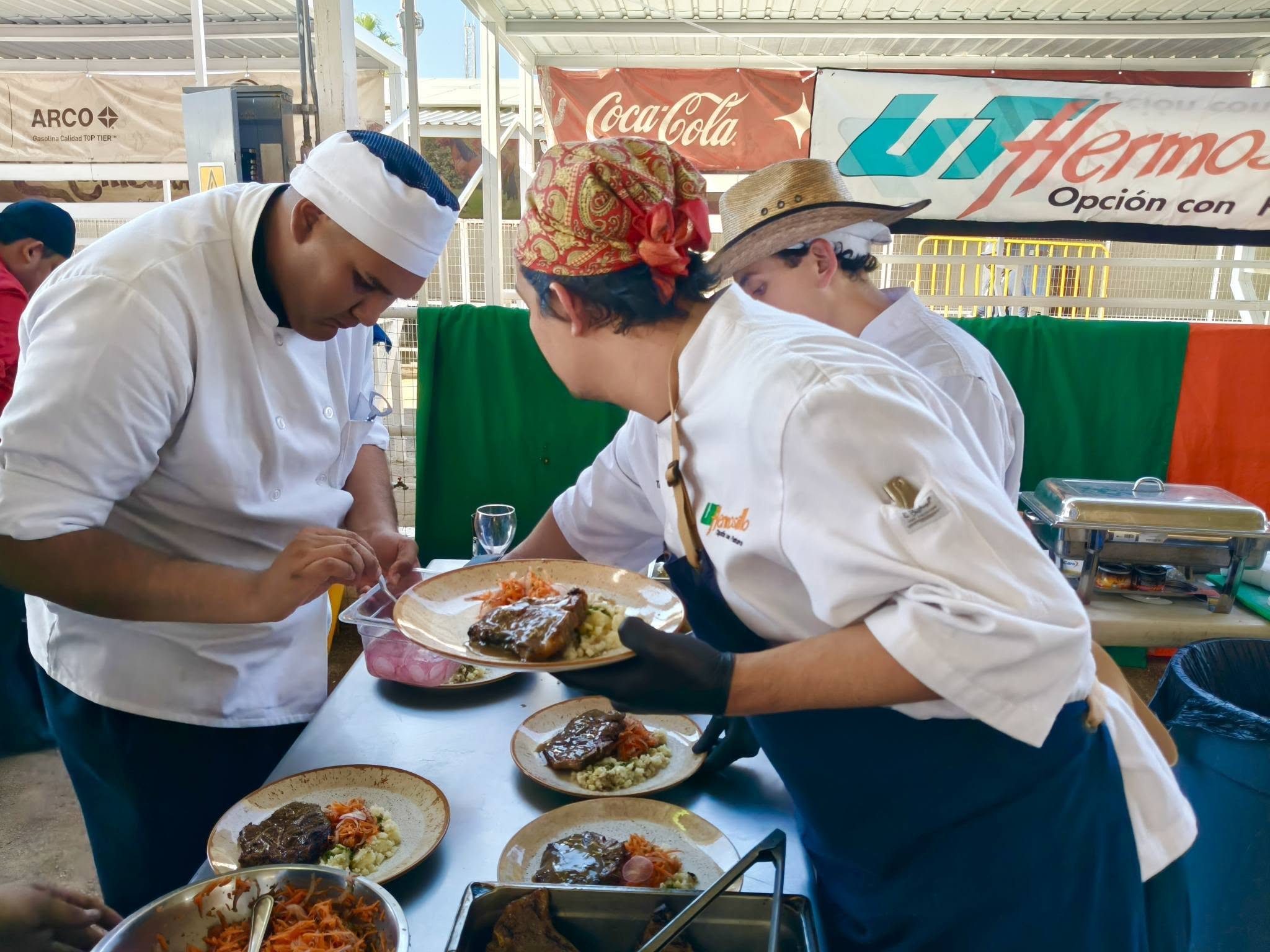 UTH Brilla en la ExpoGan Sonora con Sabor, Talento y Pasión