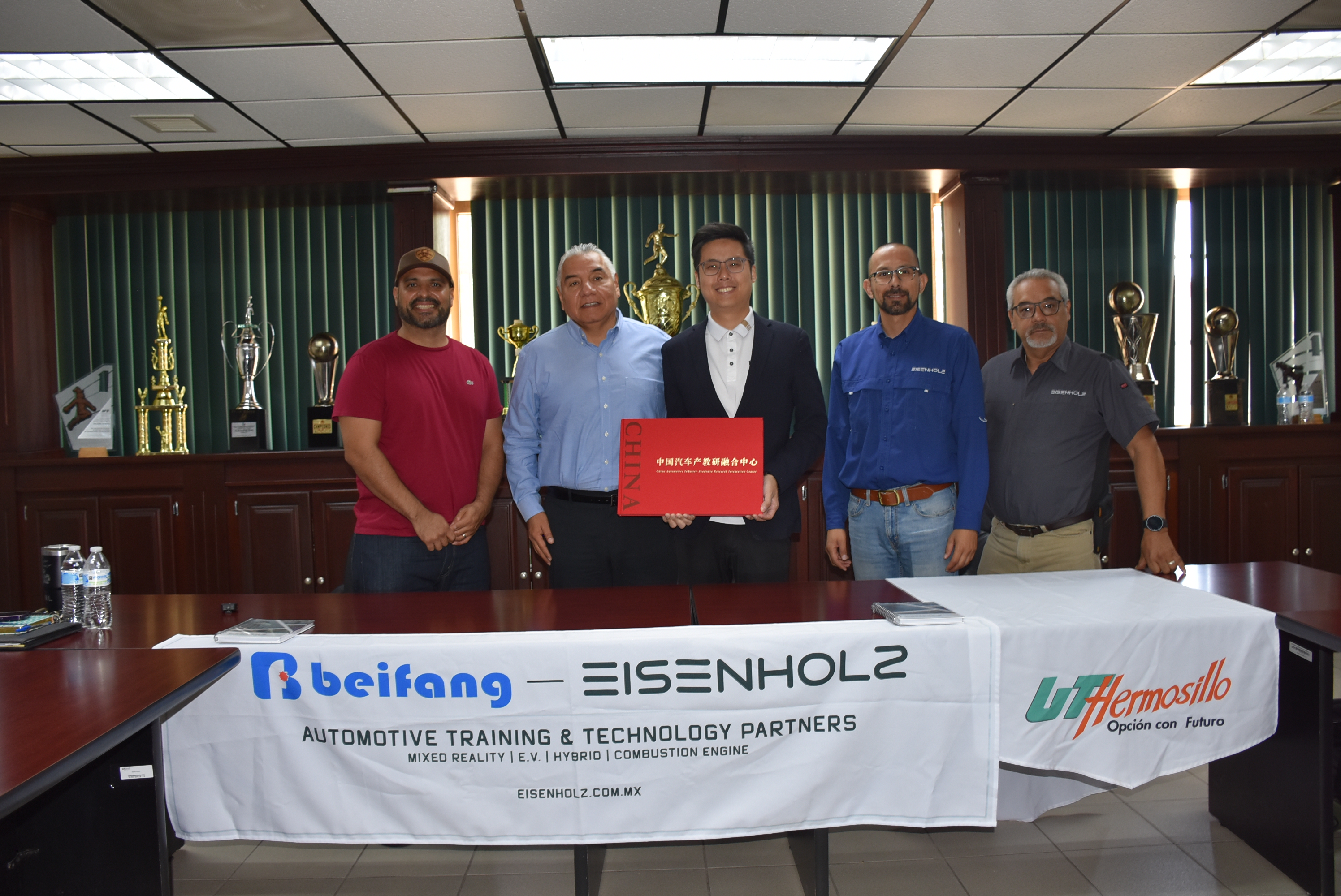 UTHermosillo avanza al futuro de la electromovilidad con empresa líder en China