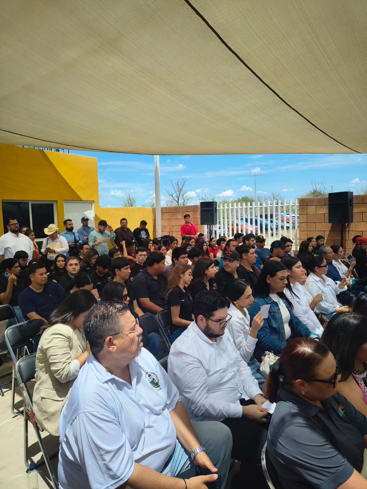 03f3ea2b e24b 4c38 bbc0 1e57ed3fa50b