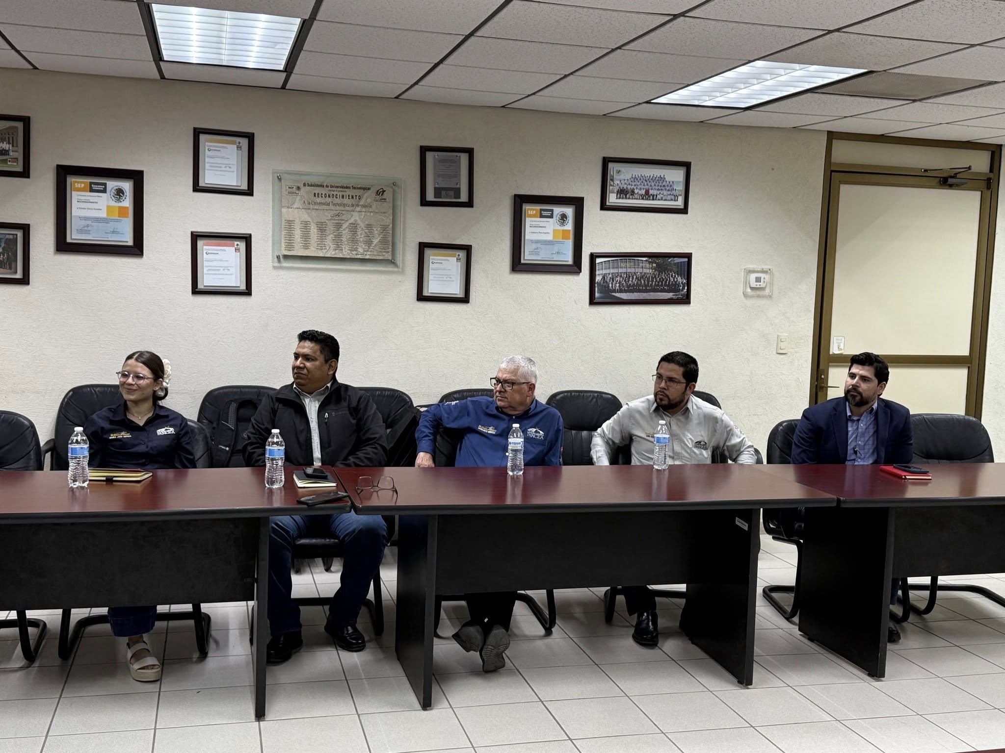 480324615 1028094202679594 3321781680492978823 n